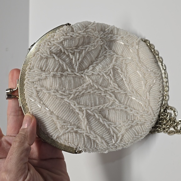 {Mr. Ernest Simon} Vintage Elegant White Beaded Women's Bag - Picture 5 of 12